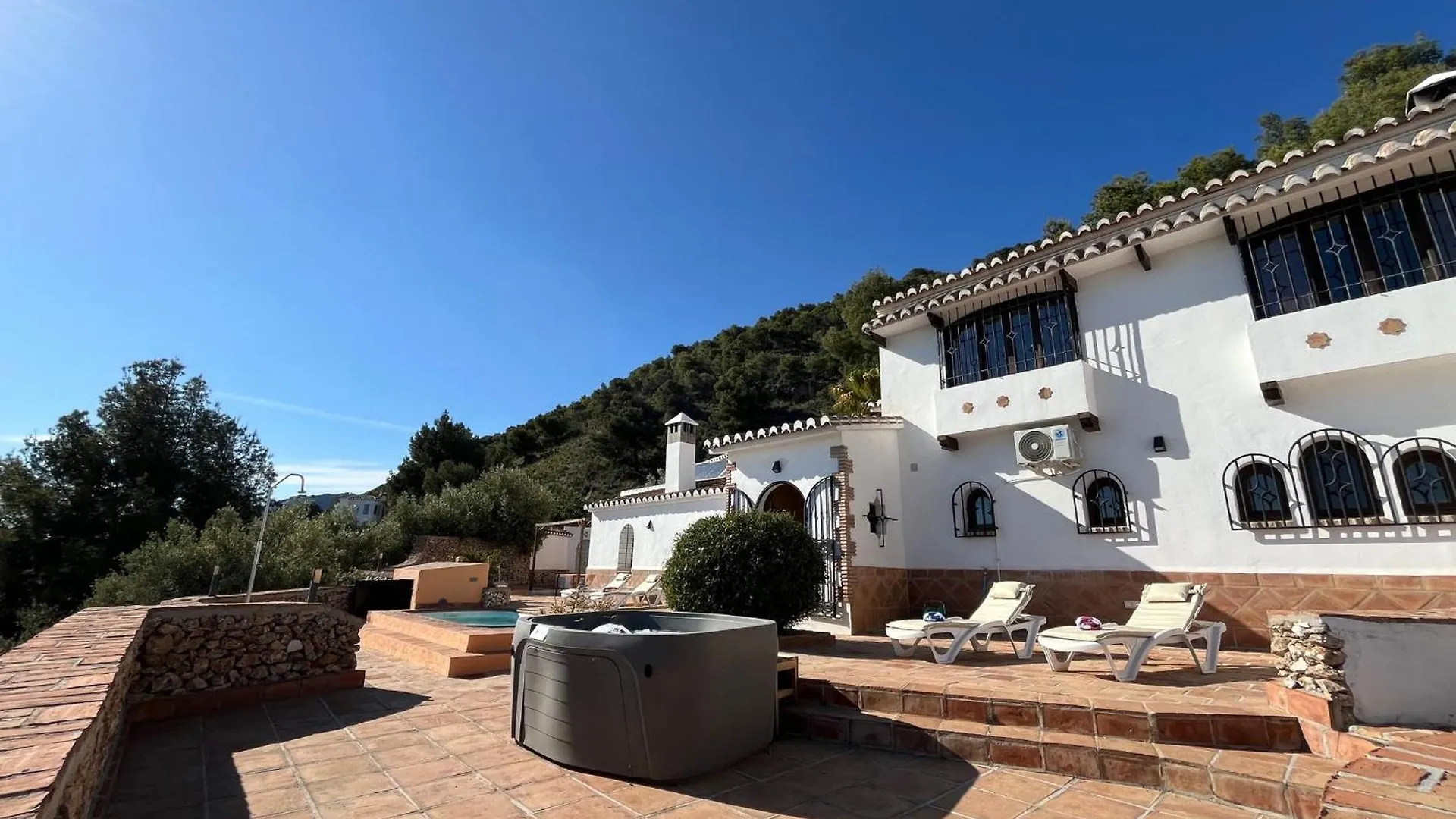 Cortijo El Comendador Frigiliana 0*,